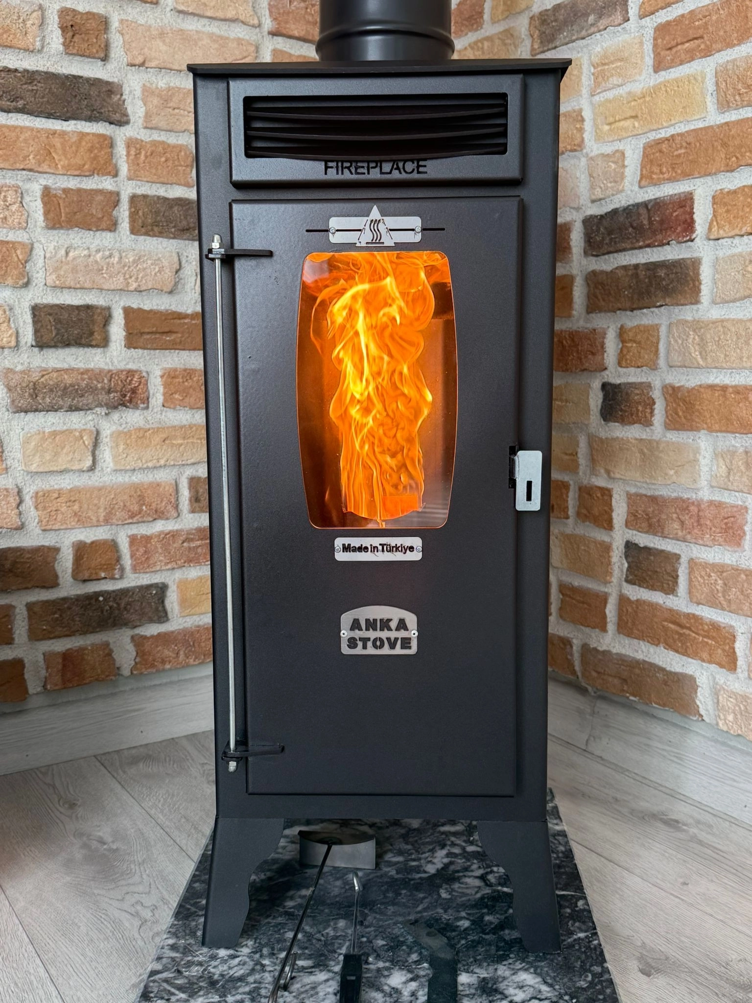 Pelet Soba Camı Nasıl Temizlenir